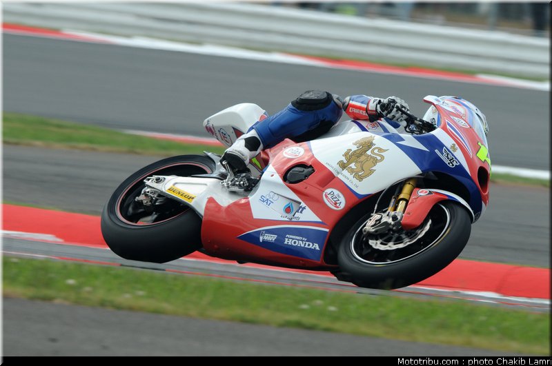 moto2_wilairot_5_angleterre_silverstone_2011