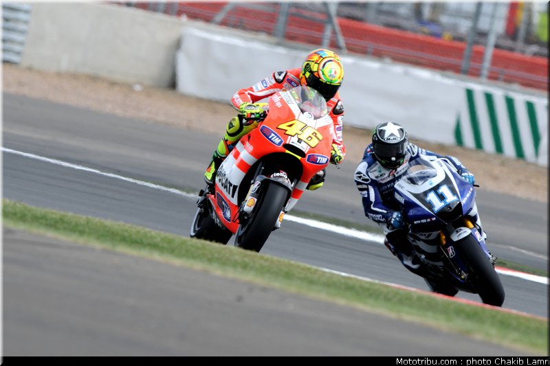 motogp_003_angleterre_silverstone_2011