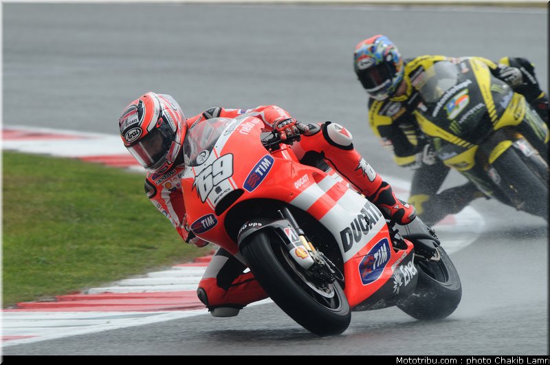 motogp_006_angleterre_silverstone_2011