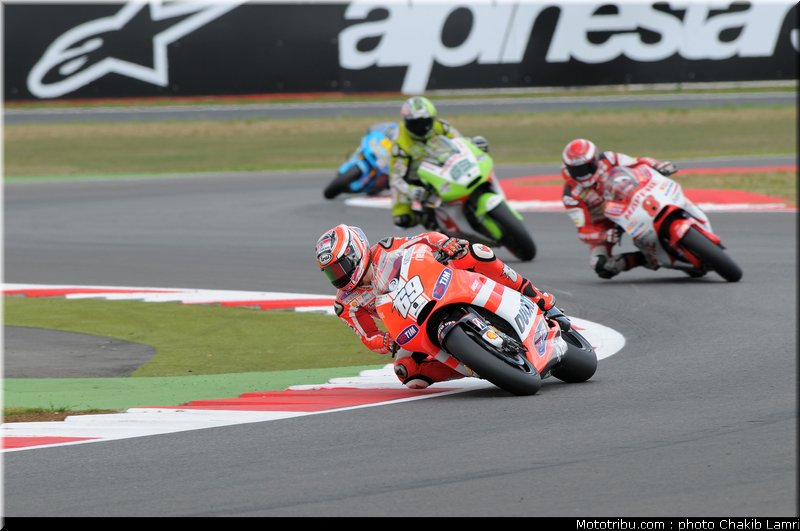 motogp_010_angleterre_silverstone_2011