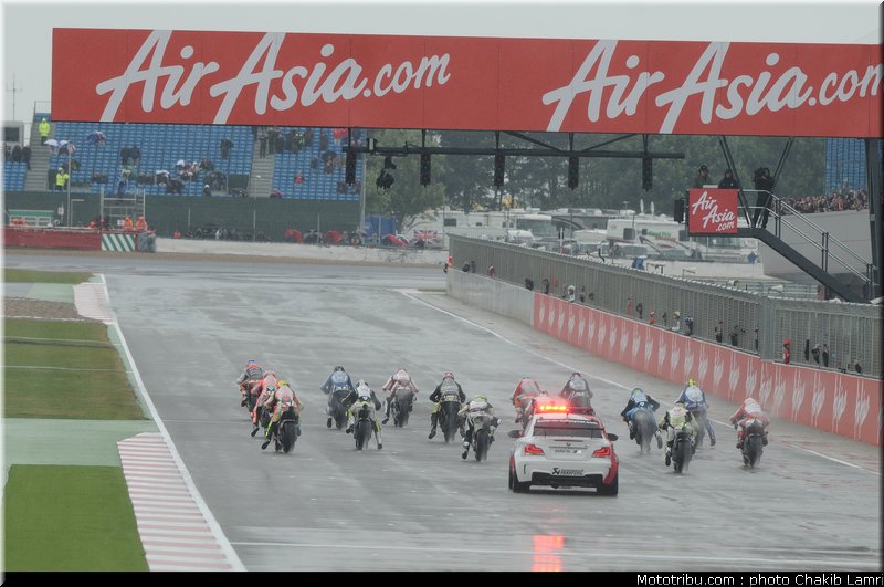 motogp_019_angleterre_silverstone_2011