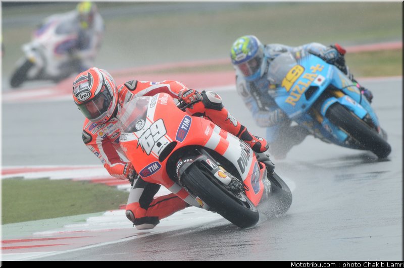 motogp_036_angleterre_silverstone_2011