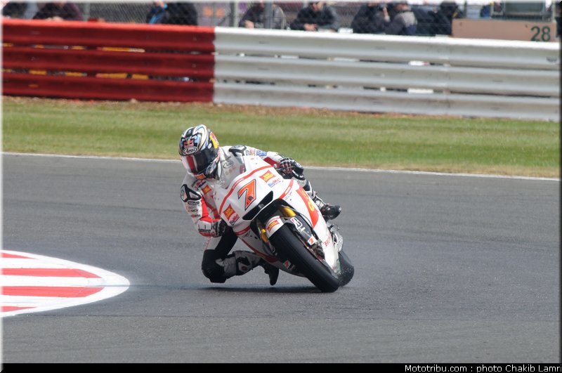motogp_aoyama_4_angleterre_silverstone_2011
