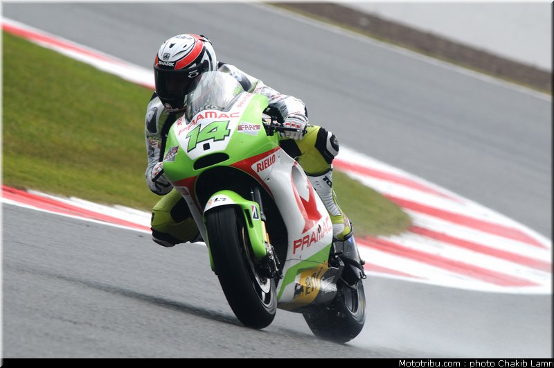 motogp_de_puniet_08_angleterre_silverstone_2011