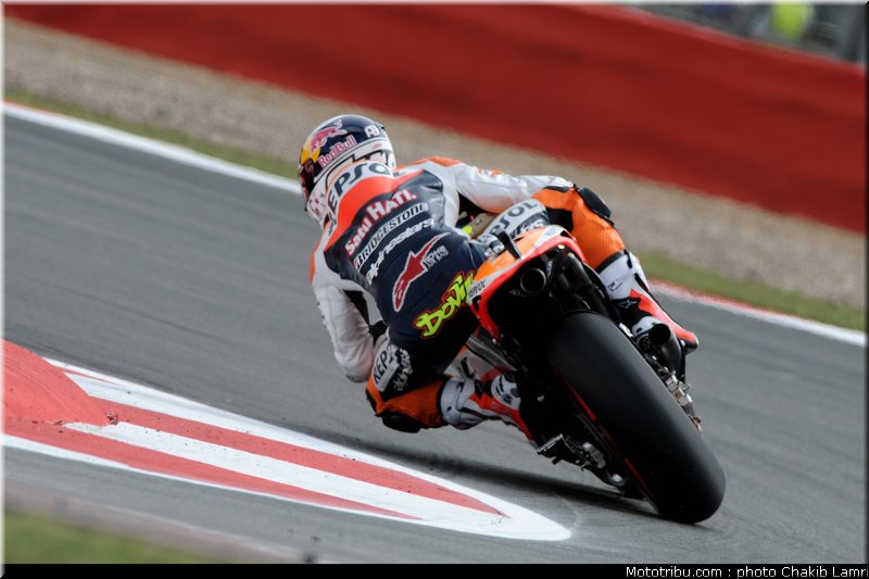 motogp_dovizioso_02_angleterre_silverstone_2011