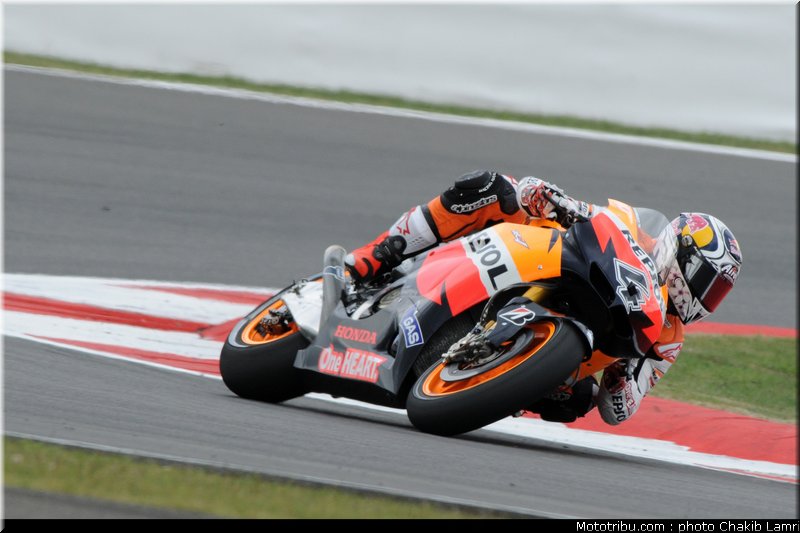 motogp_dovizioso_05_angleterre_silverstone_2011
