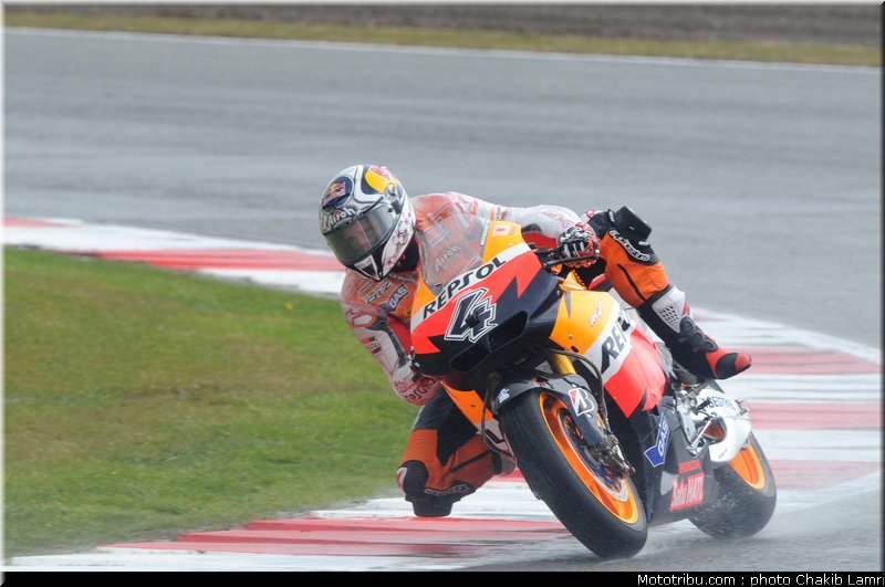 motogp_dovizioso_06_angleterre_silverstone_2011