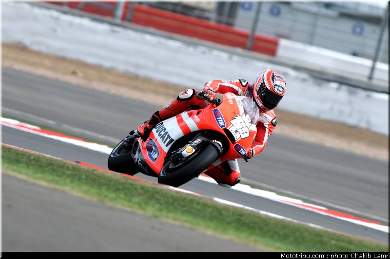 motogp_hayden_03_angleterre_silverstone_2011