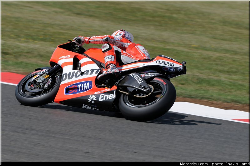 motogp_hayden_10_angleterre_silverstone_2011