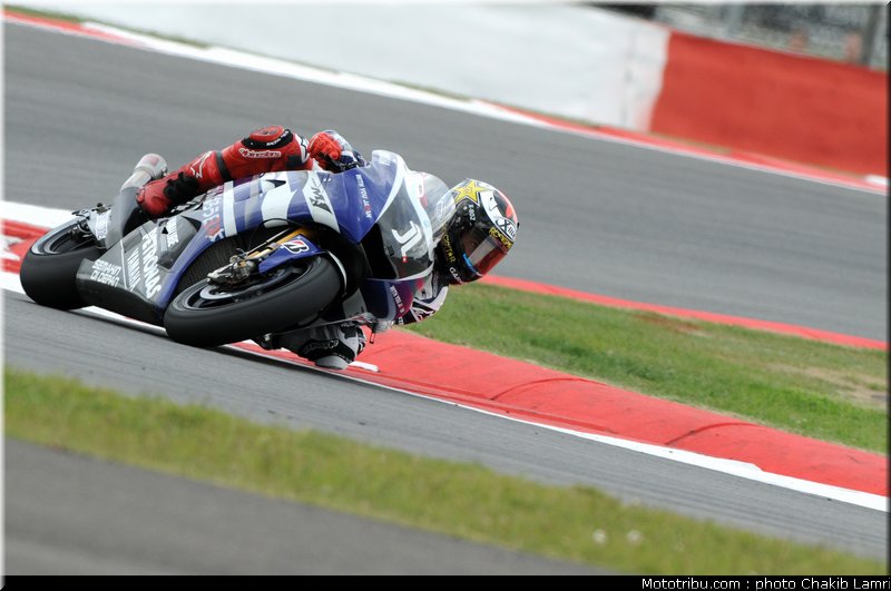 motogp_lorenzo_07_angleterre_silverstone_2011