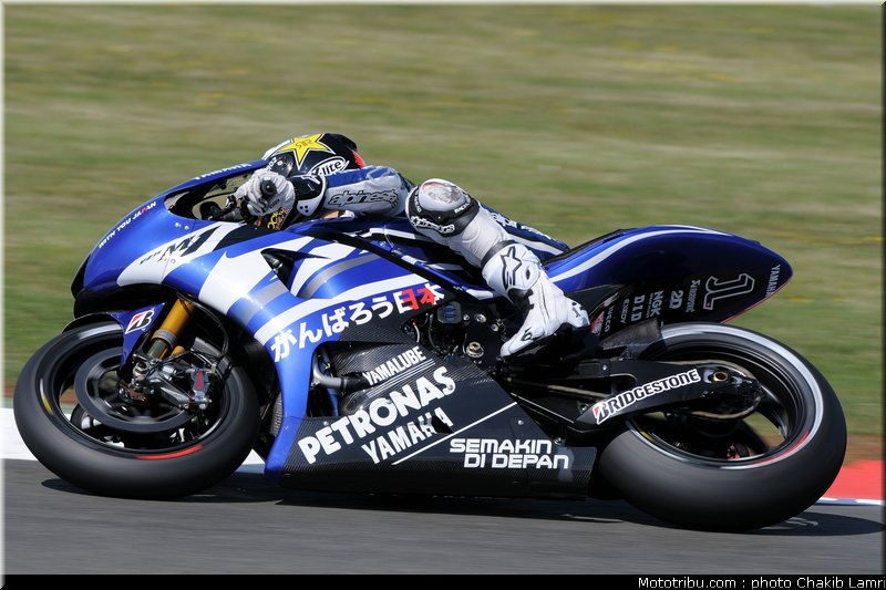 motogp_lorenzo_15_angleterre_silverstone_2011