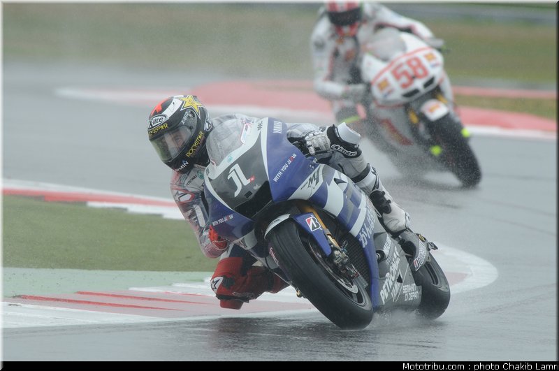 motogp_lorenzo_21_angleterre_silverstone_2011