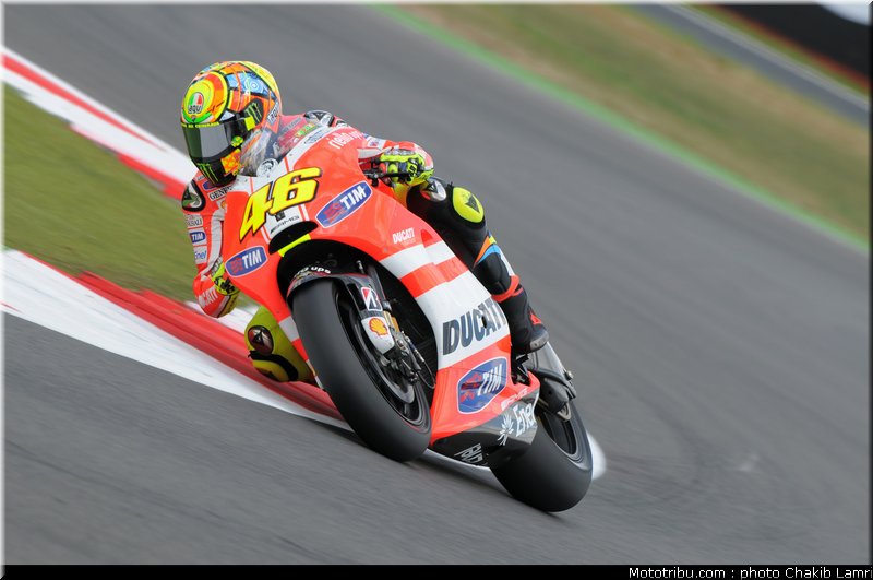 motogp_rossi_22_angleterre_silverstone_2011