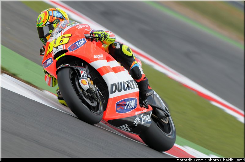 motogp_rossi_23_angleterre_silverstone_2011