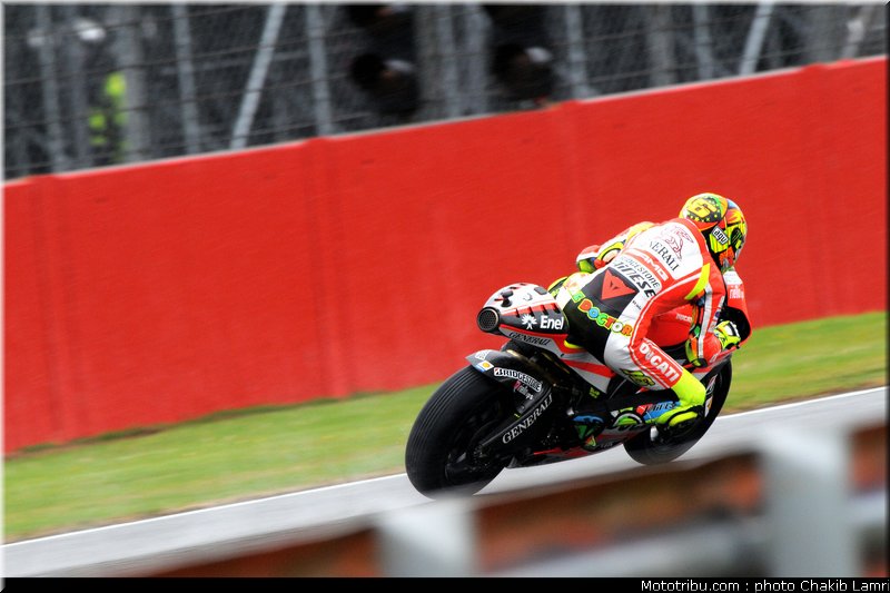 motogp_rossi_24_angleterre_silverstone_2011