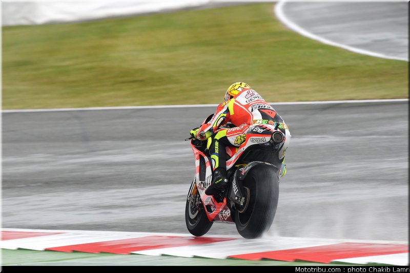 motogp_rossi_25_angleterre_silverstone_2011