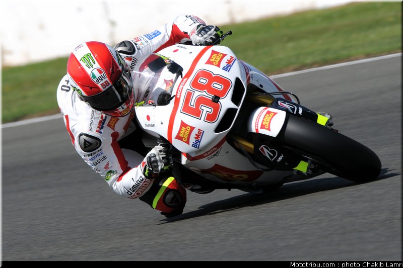 motogp_simoncelli_09_angleterre_silverstone_2011