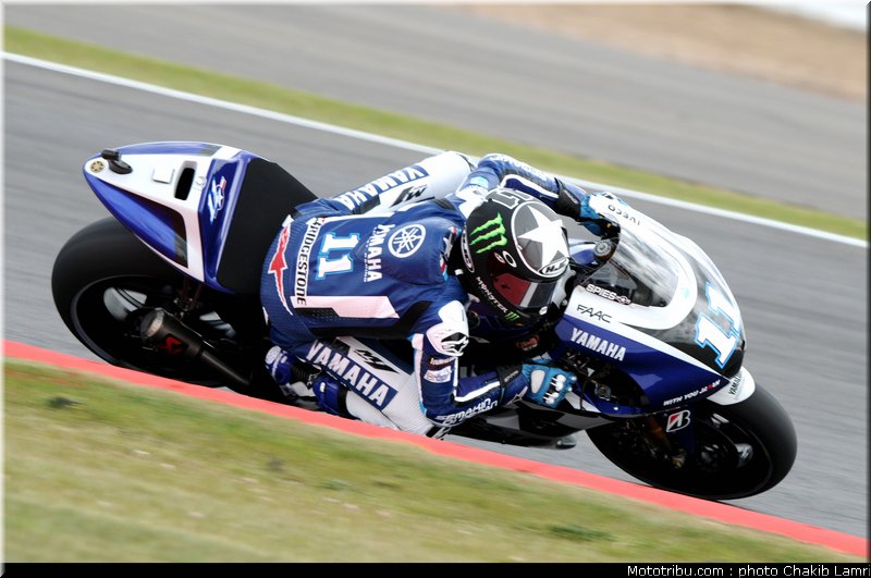 motogp_spies_05_angleterre_silverstone_2011