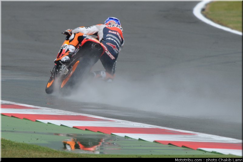 motogp_stoner_16_angleterre_silverstone_2011