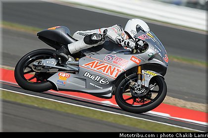 125_ajo_3_angleterre_silverstone_2011.jpg