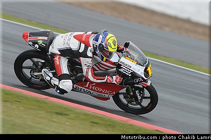 125_mckenzie_4_angleterre_silverstone_2011.jpg
