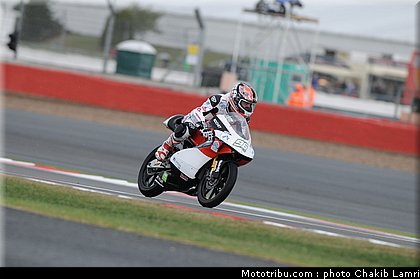 125_rossi_01_angleterre_silverstone_2011.jpg
