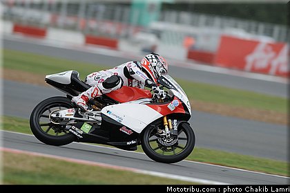 125_rossi_03_angleterre_silverstone_2011.jpg