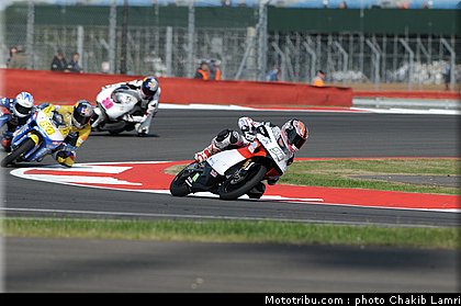 125_rossi_06_angleterre_silverstone_2011.jpg