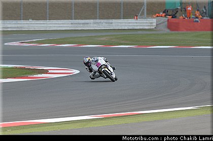 125_salom_3_angleterre_silverstone_2011.jpg