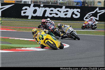 moto2_014_angleterre_silverstone_2011.jpg