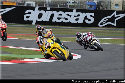 moto2_019_angleterre_silverstone_2011.jpg
