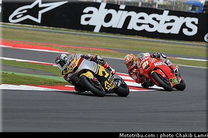 moto2_033_angleterre_silverstone_2011.jpg