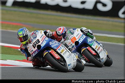 moto2_036_angleterre_silverstone_2011.jpg