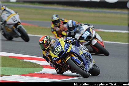 moto2_043_angleterre_silverstone_2011.jpg