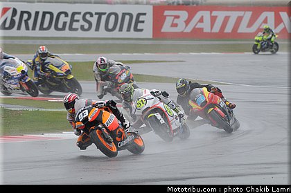 moto2_055_angleterre_silverstone_2011.jpg