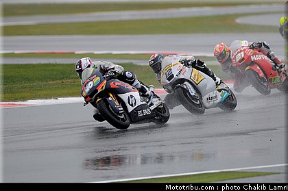 moto2_074_angleterre_silverstone_2011.jpg