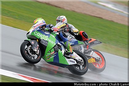 moto2_080_angleterre_silverstone_2011.jpg