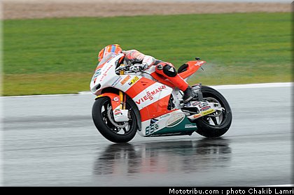moto2_083_angleterre_silverstone_2011.jpg