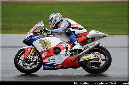 moto2_NIK_6762 copie_angleterre_silverstone_2011.jpg