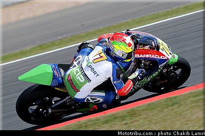 moto2_aegerter_10_angleterre_silverstone_2011.jpg