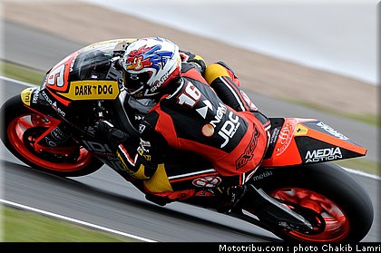 moto2_cluzel_01_angleterre_silverstone_2011.jpg