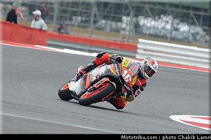 moto2_cluzel_07_angleterre_silverstone_2011.jpg
