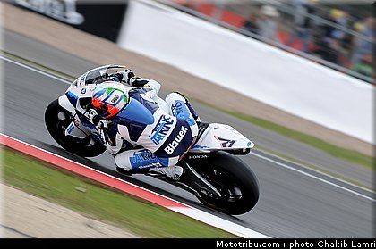 moto2_corti_2_angleterre_silverstone_2011.jpg
