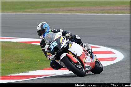 moto2_derosa_1_angleterre_silverstone_2011.jpg