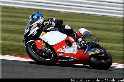 moto2_derosa_4_angleterre_silverstone_2011.jpg