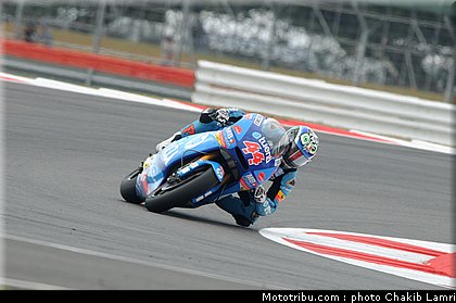 moto2_espargaro_p_2_angleterre_silverstone_2011.jpg