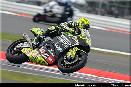 moto2_iannone_06_angleterre_silverstone_2011.jpg