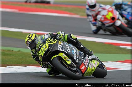 moto2_iannone_12_angleterre_silverstone_2011.jpg
