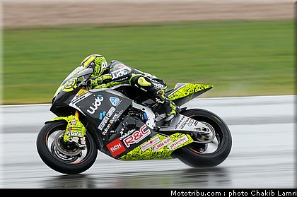 moto2_iannone_13_angleterre_silverstone_2011.jpg
