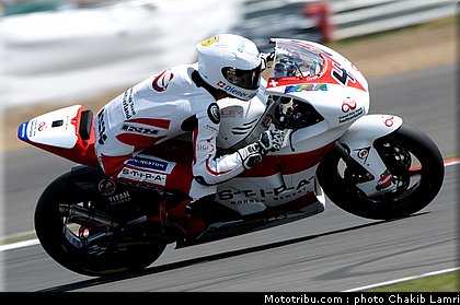 moto2_krummenacher_6_angleterre_silverstone_2011.jpg